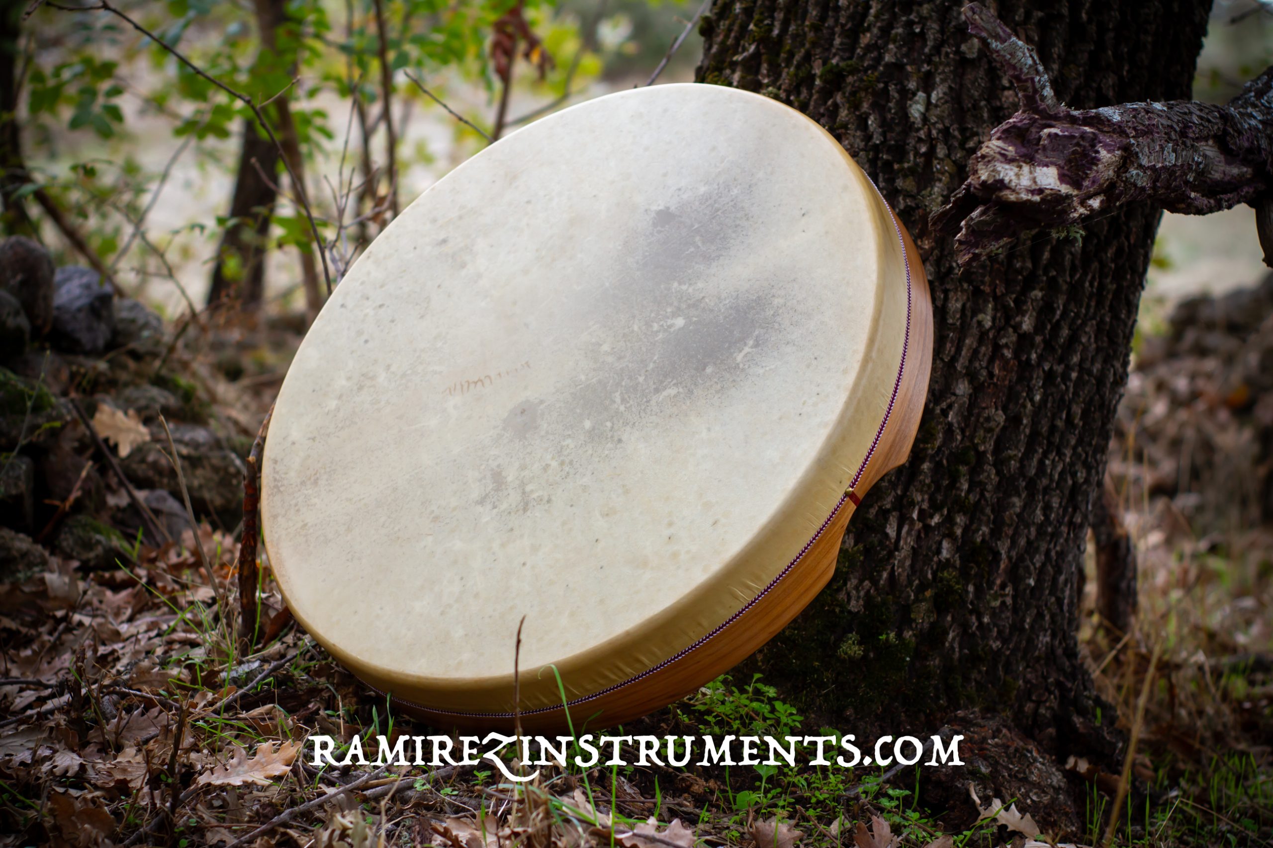 Pandero 60cm afinable con tensores - Imagen 4